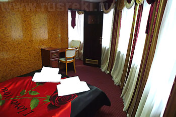 Спальня, Каюта 'Президентский люкс' на теплоходе 'Президент', речные круизы