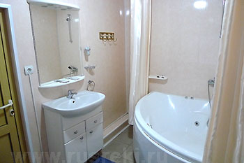 Ванная комната, Каюта 'Президентский люкс' на теплоходе 'Президент', речные круизы