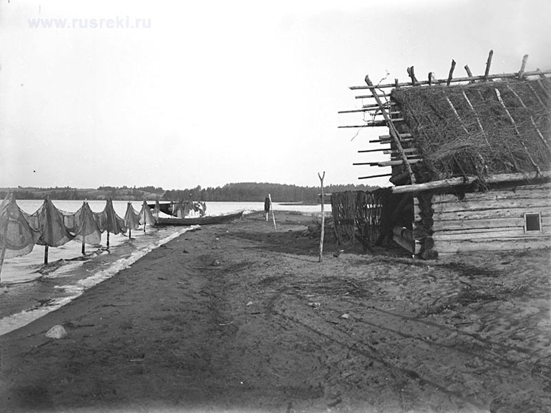 Старые фото Истока Волги, история речных круизов на теплоходах
